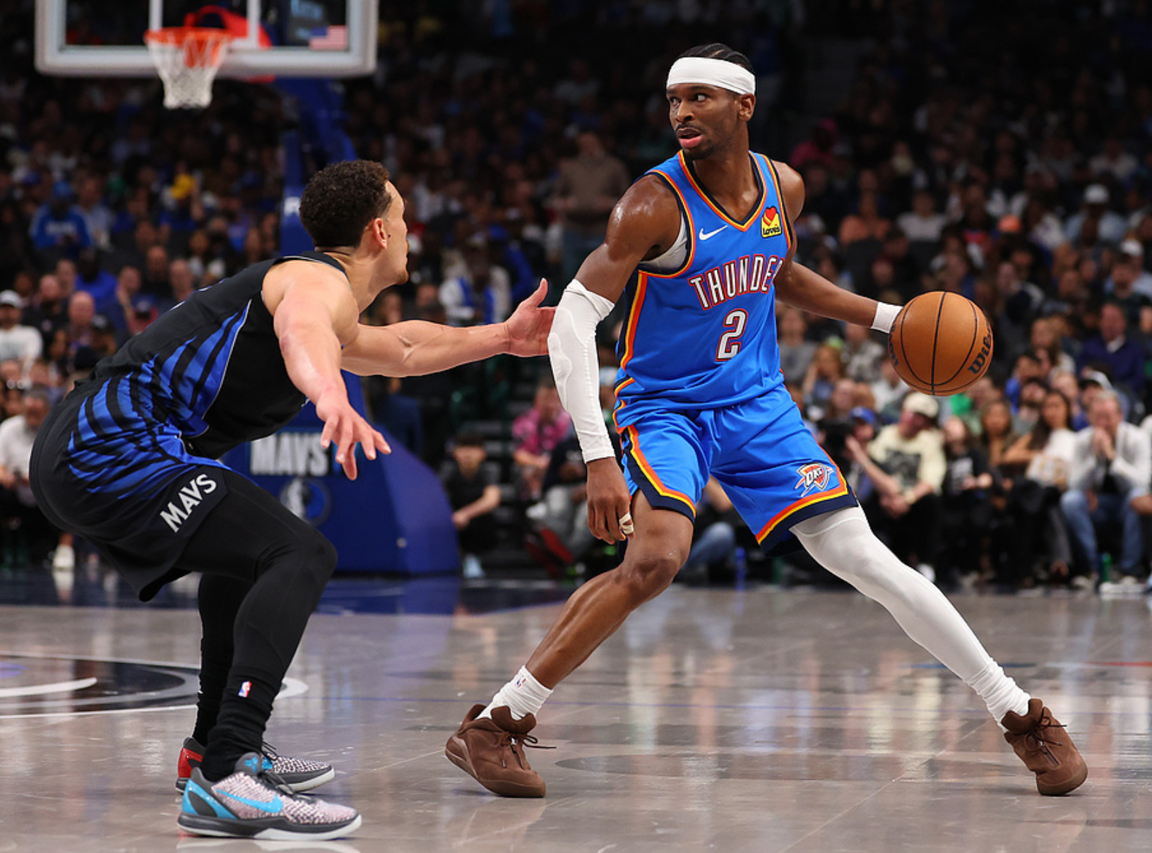 OB电竞官方网站-雷霆100-87击败独行侠！亚历打破尘封63年NBA纪录，登顶历史第一